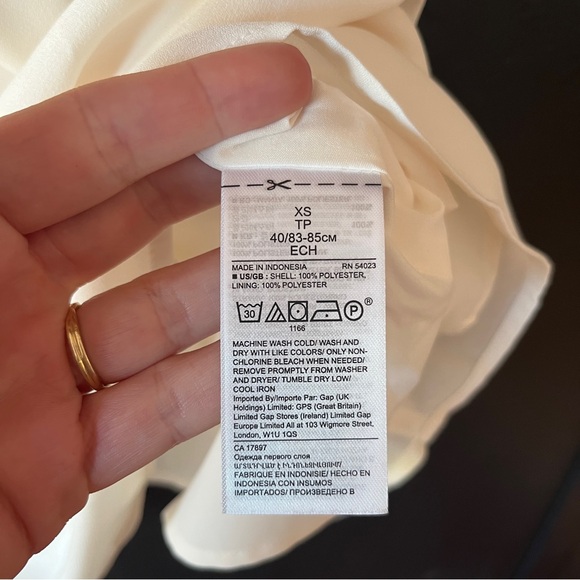 Banana Republic Chiffon Camisole - Picture 12 of 12